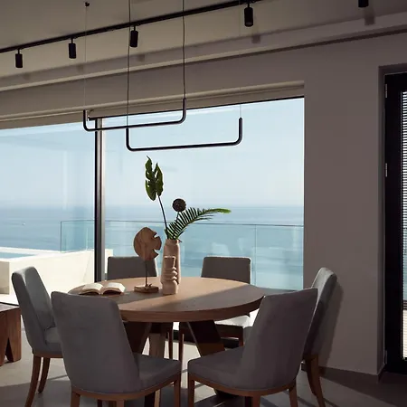 Willa Bardo Villa, Endless Blue With Heated Pool, By Thinkvilla Argassi